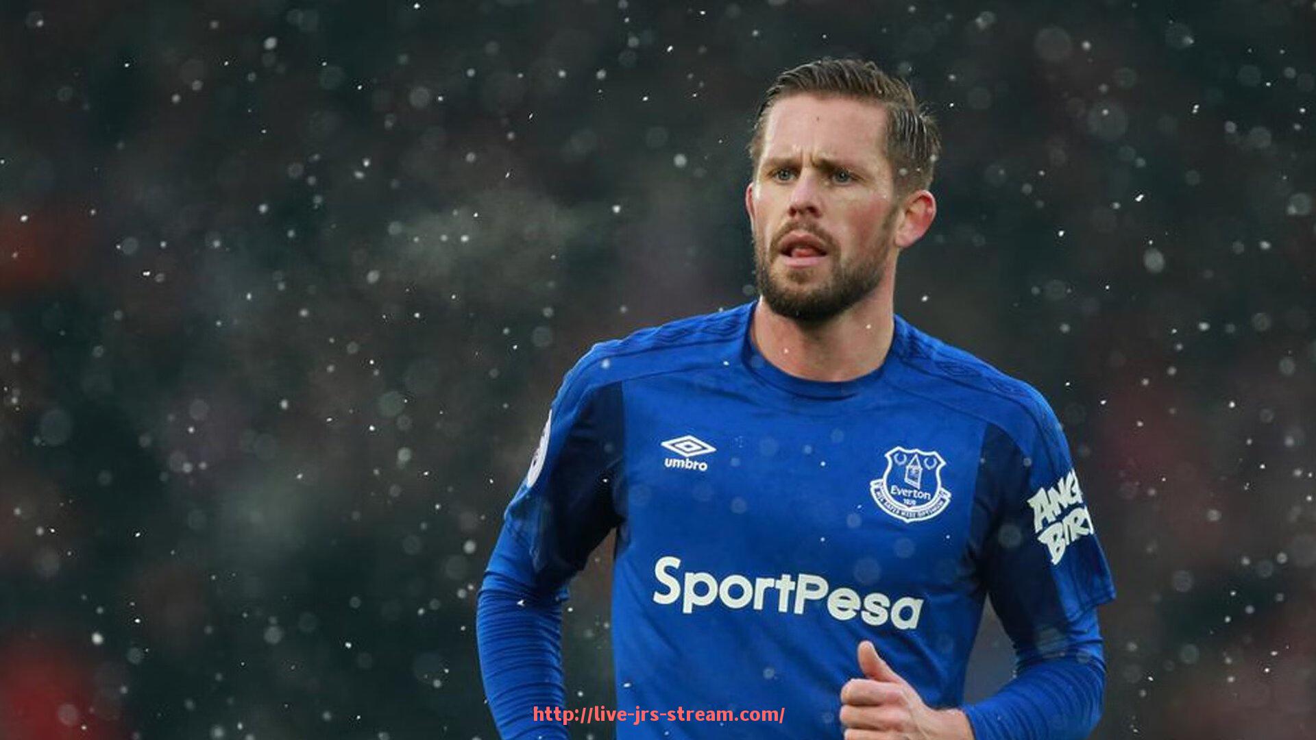 jrs直播-火箭队17号球员是谁？历任球员数据对比